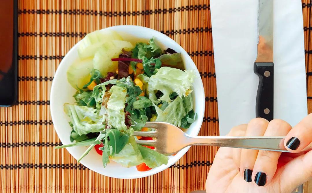 七天不重样食谱让你越吃越瘦,这套21天食谱让你吃着变瘦