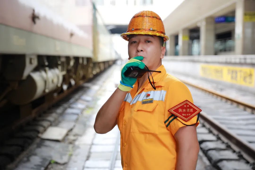 雨天车辆安全锦囊,雨天出行安全小锦囊