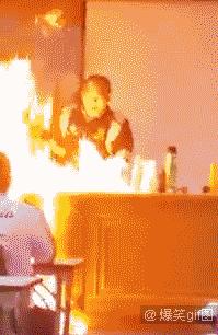 外语教师就业前景怎么样,为什么外语专业男生的就业有优势