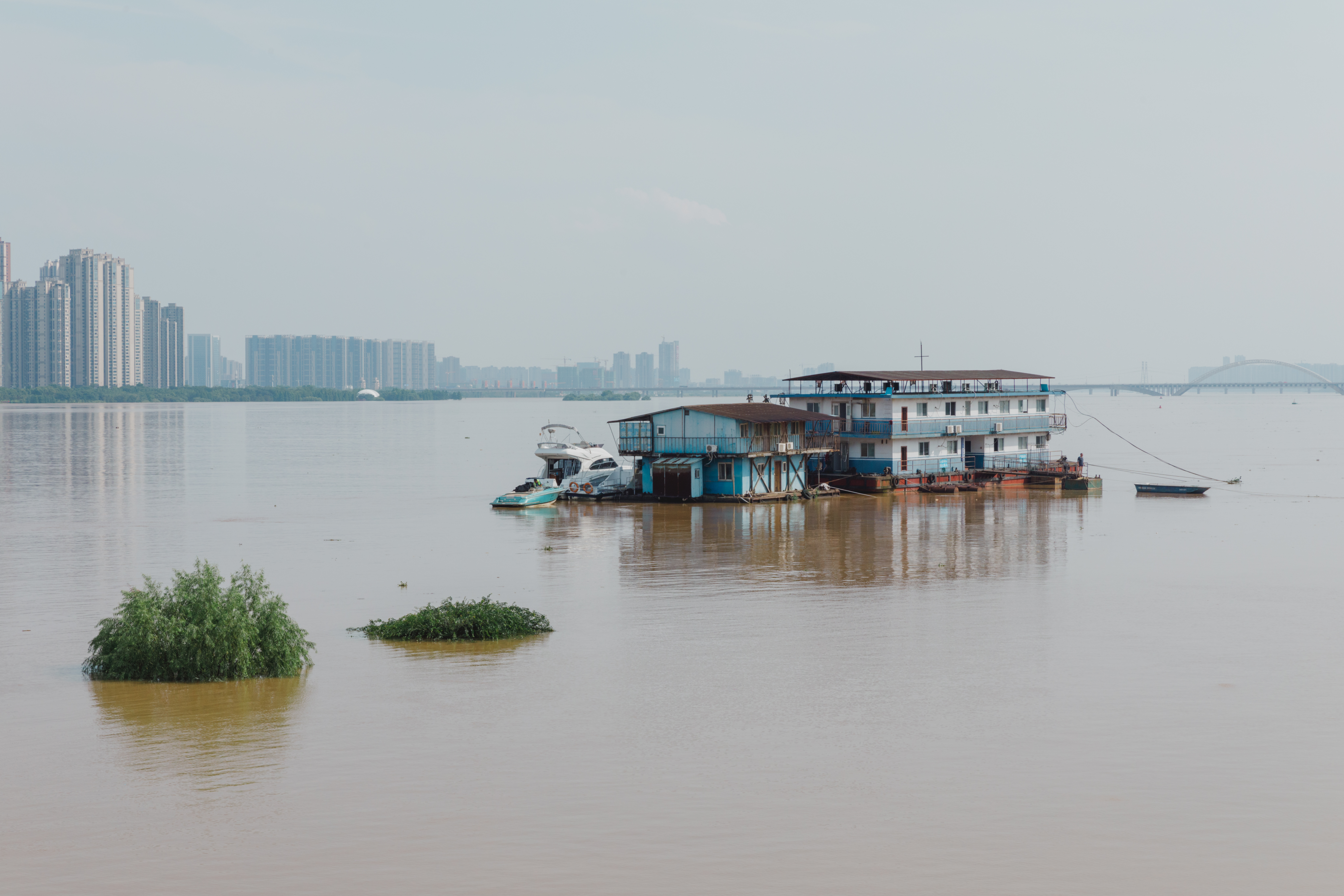 南昌之星摩天轮讲解,南昌之星摩天轮下面有什么玩