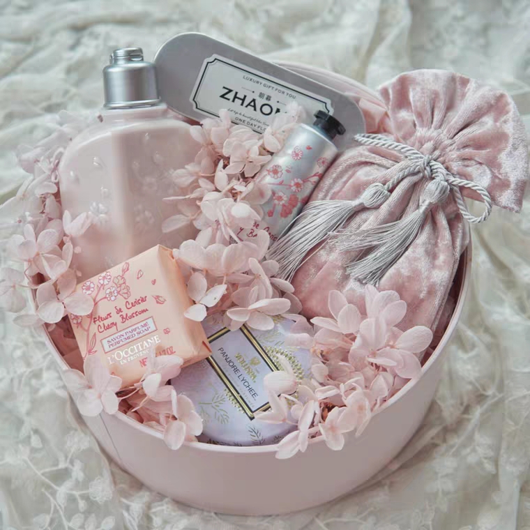 女生不想收到直男送什么礼物好,女生不想收到的直男礼物