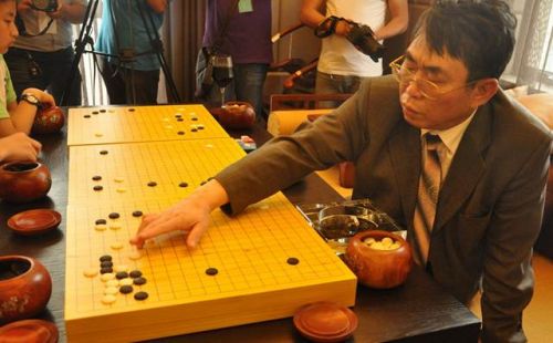 聂卫平和吴清源下棋,聂卫平和陈毅走棋的电影
