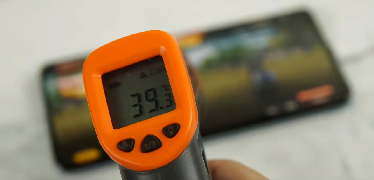 魅族18手机膜优缺点,魅族18用了一个月真实感受