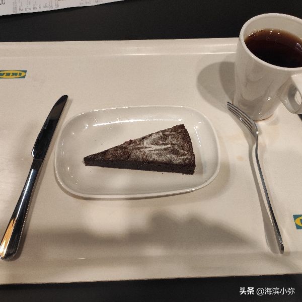 扁桃仁蛋糕宜家,宜家草莓慕斯蛋糕