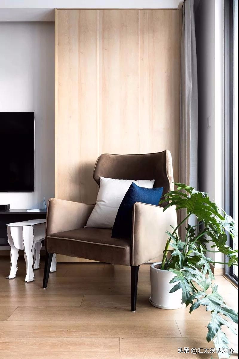 灰白绿原木家具装修风格,黑白灰原木简约风格