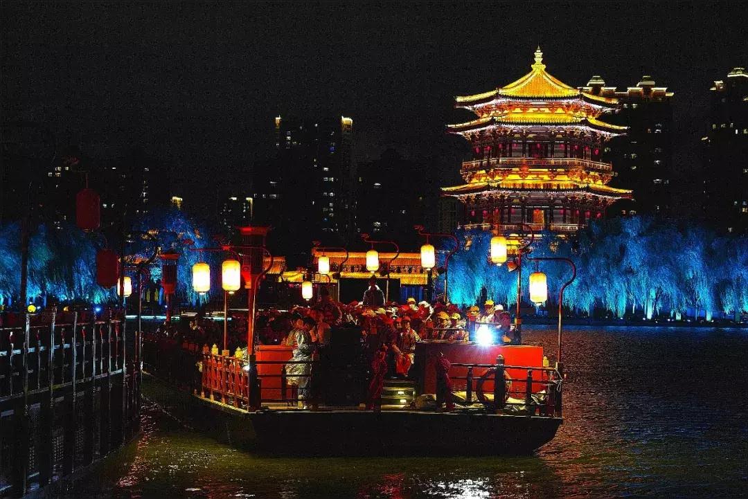大唐芙蓉园水舞光影秀收费吗,大唐芙蓉园大型水上光影秀