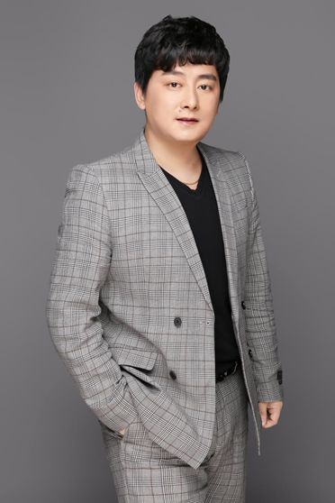 余诚诚艺术生活,余诚诚设计师