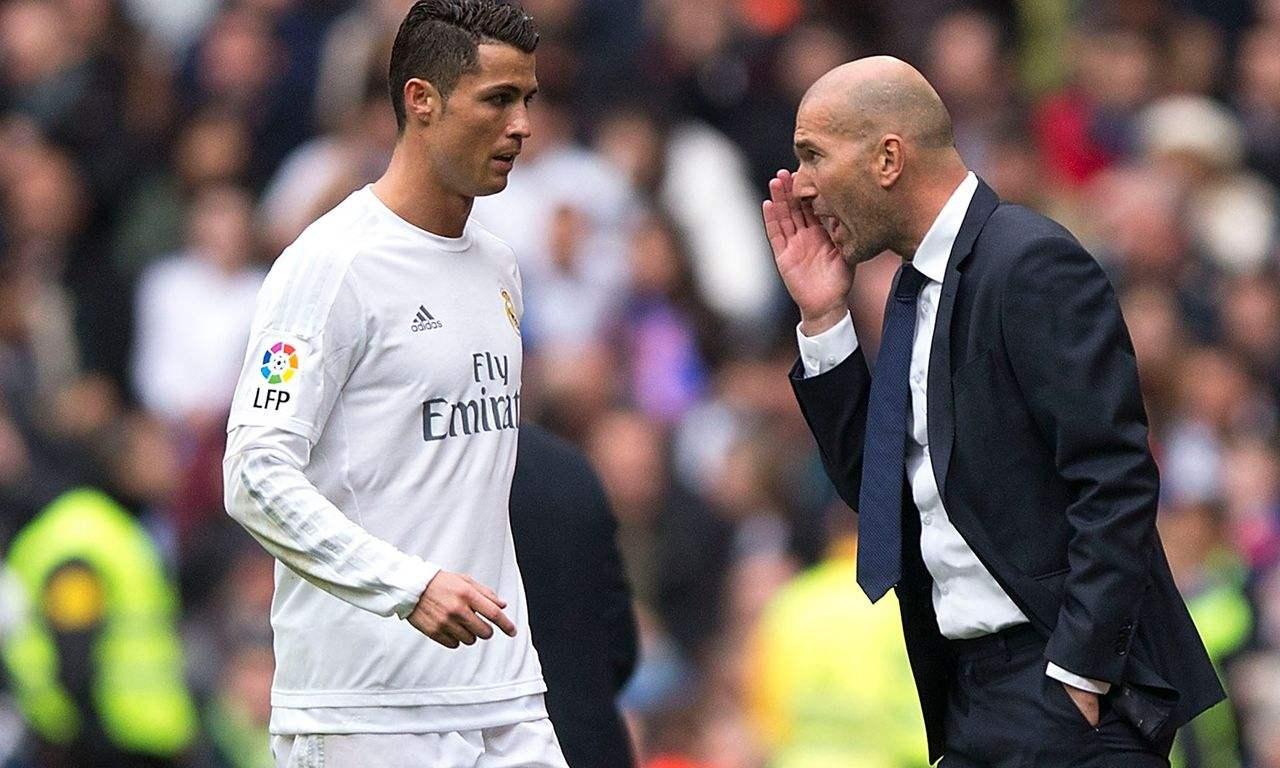 一分钟了解足球俱乐部,世界足球主教练战术分析