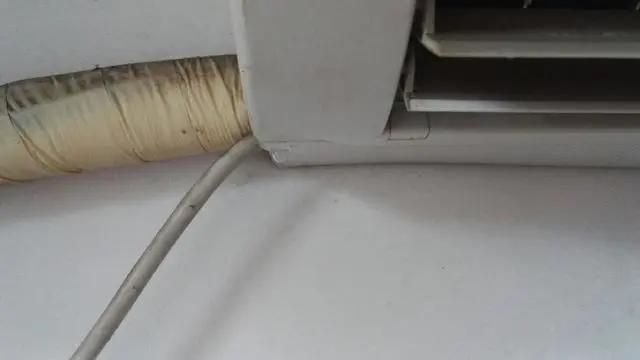多年空调室内机漏水是什么原因,空调管下雨天漏水怎么解决