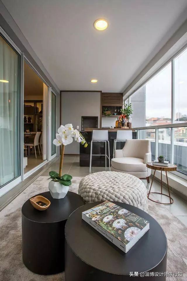 阳台做隔断推拉门,阳台做隔断好还是不做好