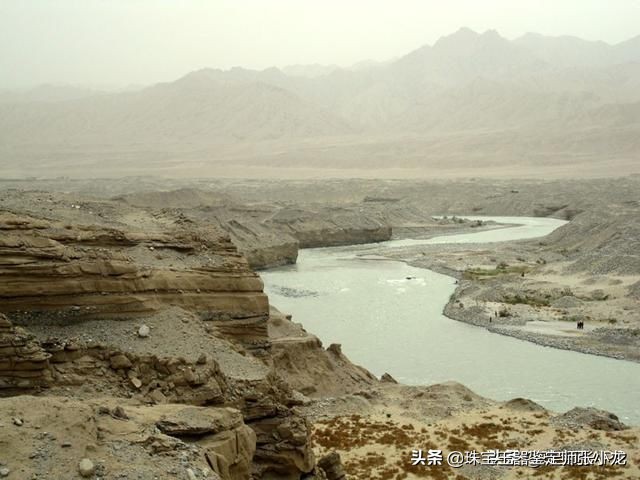 籽料皮色真假的技术鉴别,如何判断和田玉籽料皮色真假