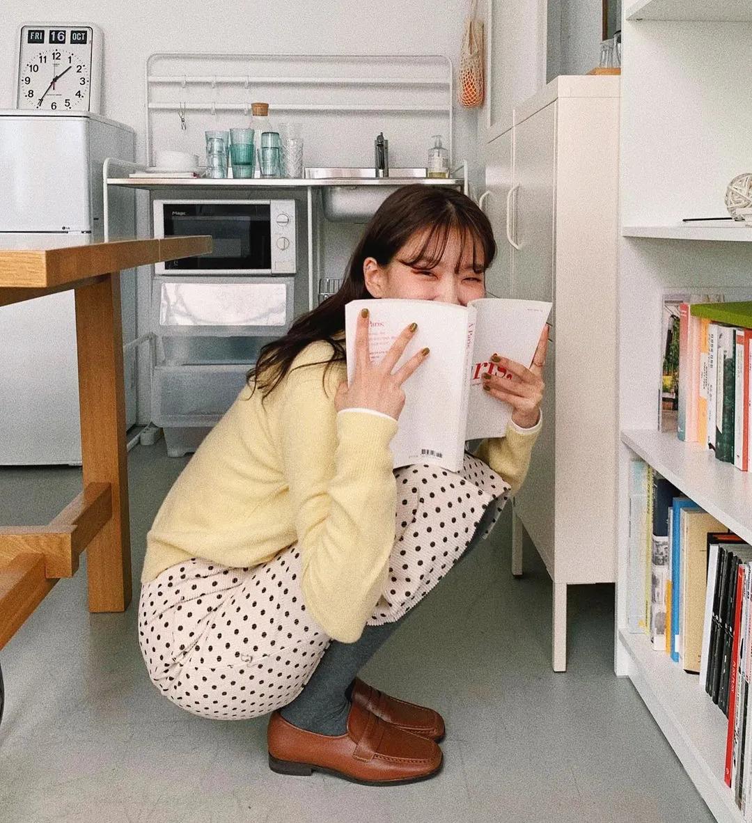 大冬天别露脚踝今年流行怎么穿,秋冬不要再露脚踝了