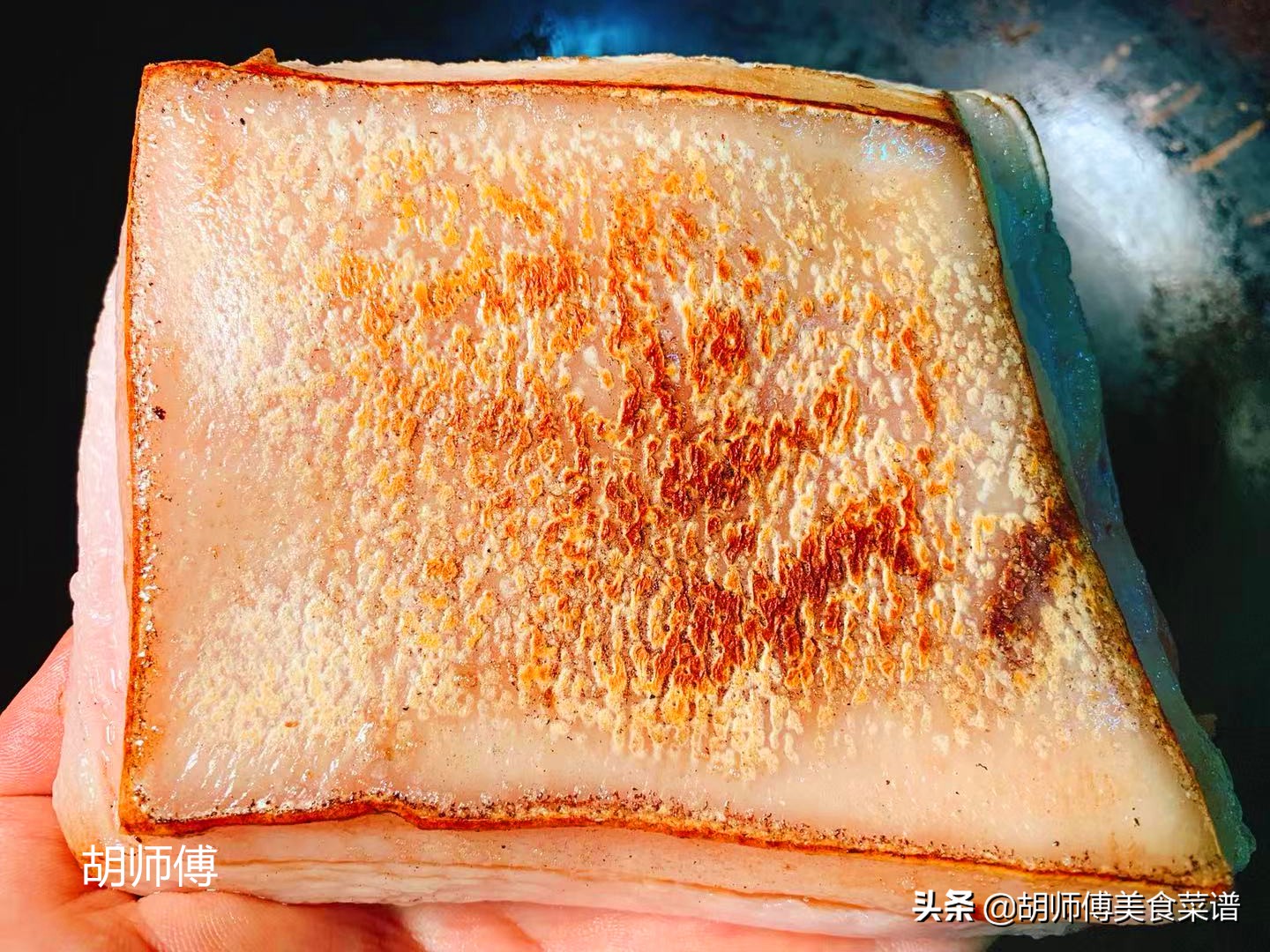 做红烧肉的时候糖放的少了不甜,做红烧肉用冰糖还是白砂糖