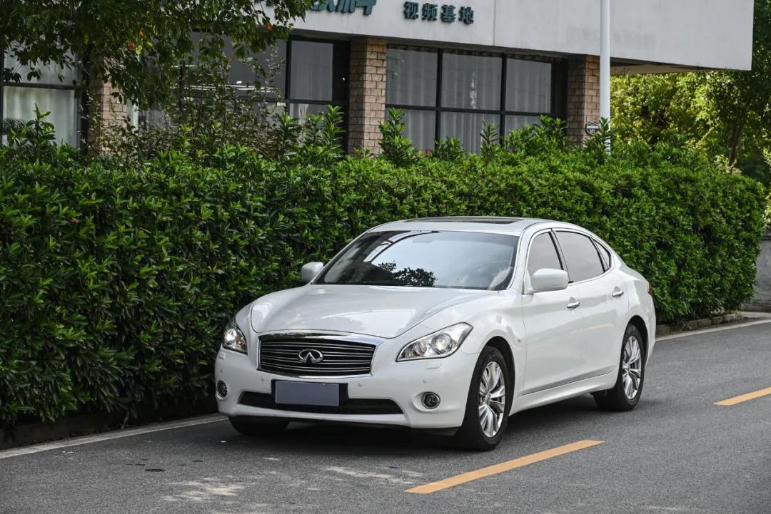 二手英菲尼迪q70l,大连二手英菲尼迪q70l汽车