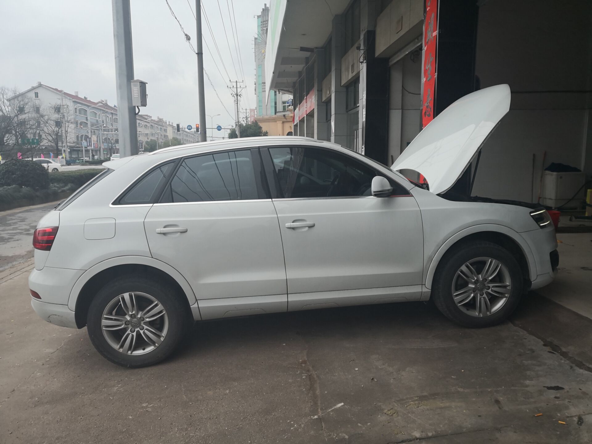 新款奥迪q3烧不烧机油,奥迪q31.4t烧机油吗