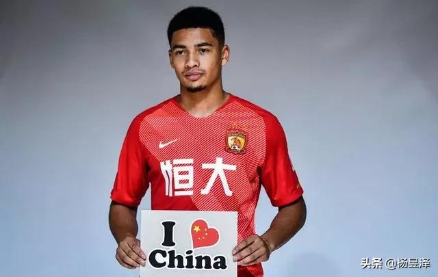 范迪克身体对抗集锦,范迪克1对1