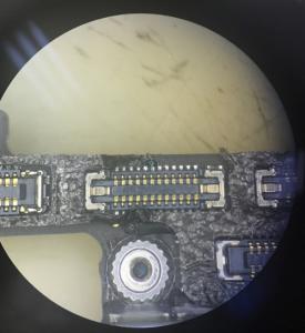 iphone8后摄和闪光灯均打不开,iphone8后摄像头间歇卡死