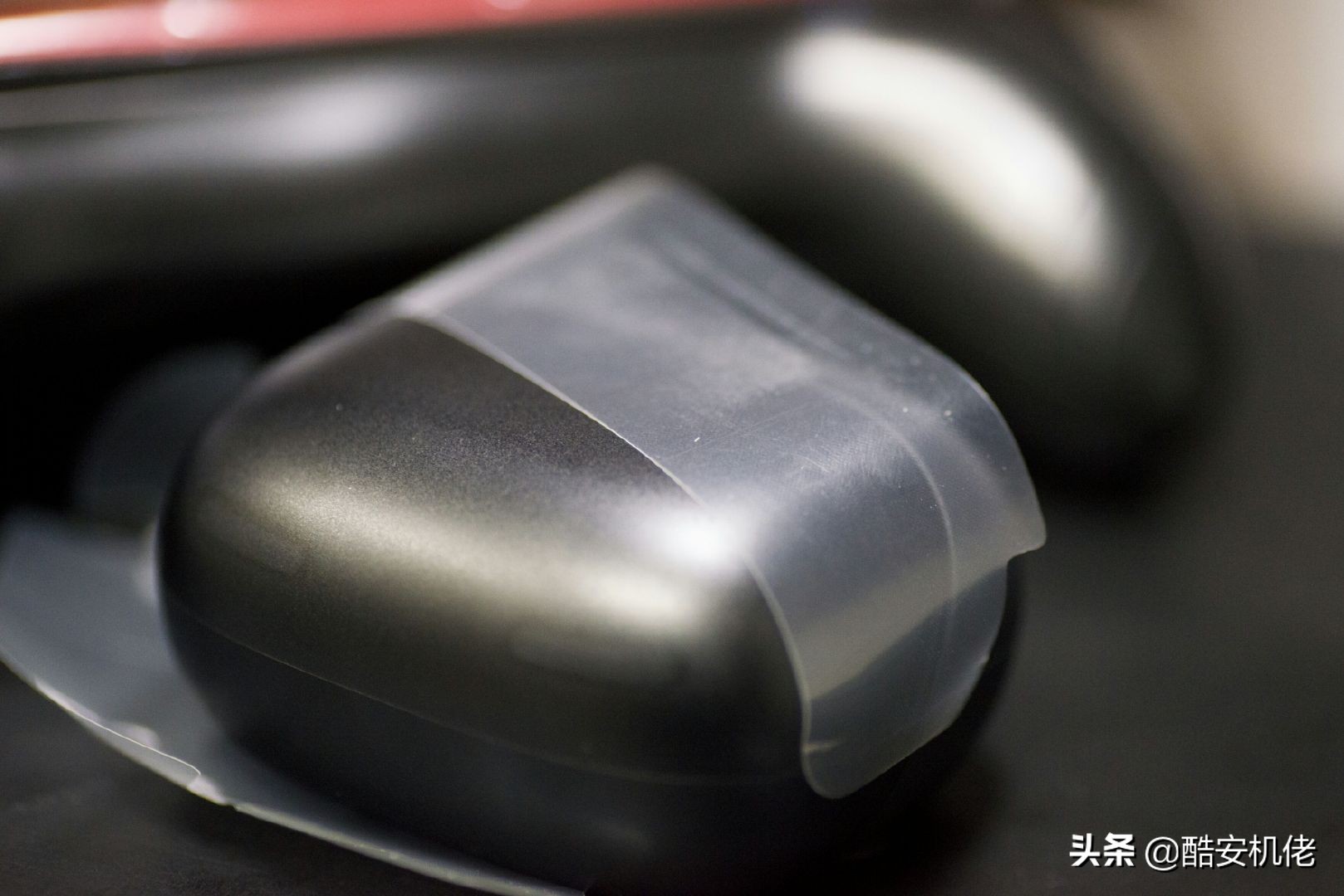 索尼降噪豆wf-1000xm4换电池,索尼wf1000xm4无线降噪耳机简评