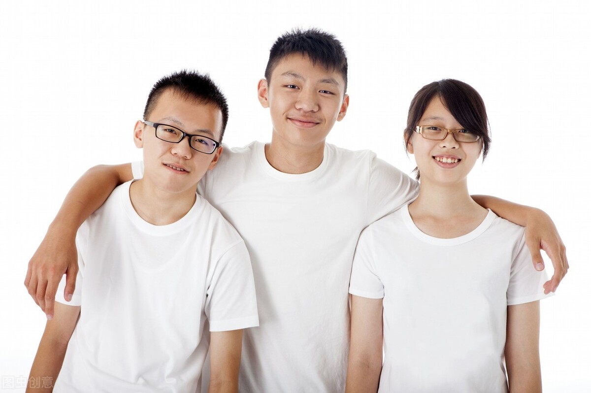 “我也有人追！”——把握好青春期，让虚荣心淡然处之