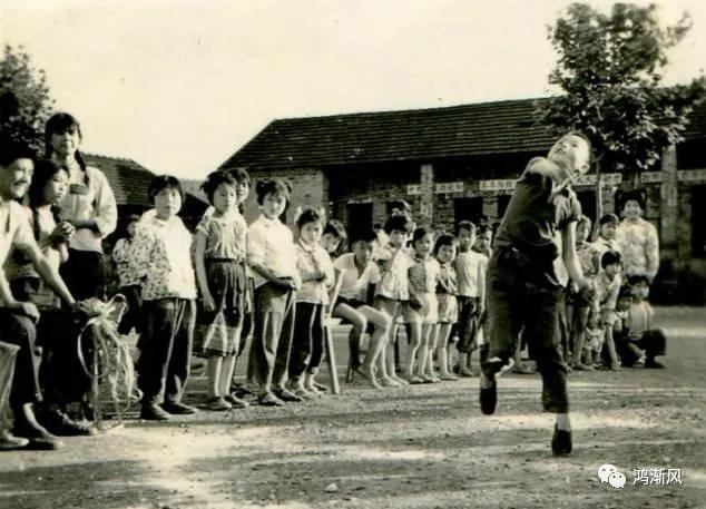 东关小学照片,东关小学对面的巷子