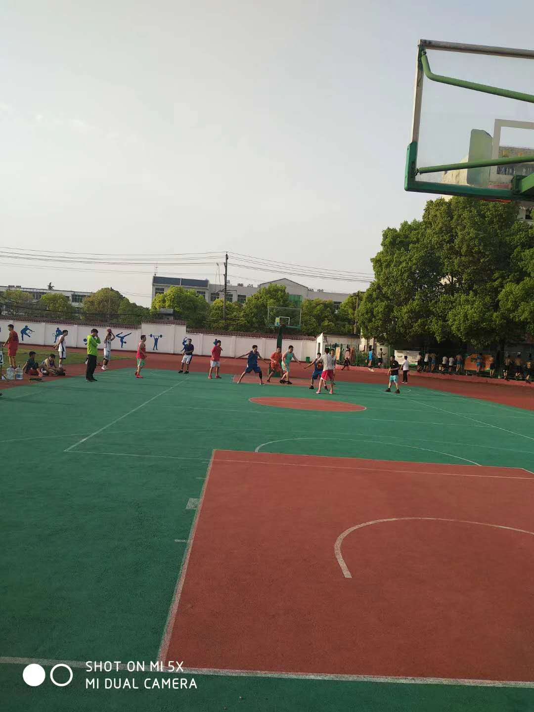 襄阳体育场有篮球场吗,湖北襄阳哪里有室内篮球场