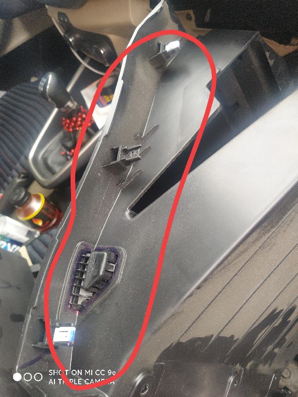 福睿斯手套箱卡扣拆卸,17年福睿斯副驾驶手套箱怎么拆