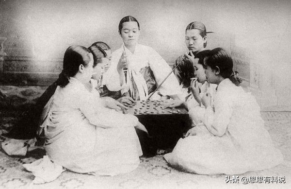 韩国泡菜大妈发型,韩国大妈的发型