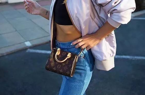 怎么耍牌才叫帅,怎么耍大牌教学