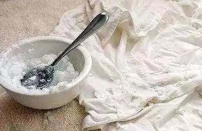 衣服黄渍洗白小窍门,衣服发黄别扔教你清洗妙招