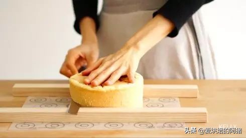 邱莹莹同款草莓奶油蛋糕，基础戚风胚，徒手脱模剖片及抹面挤花