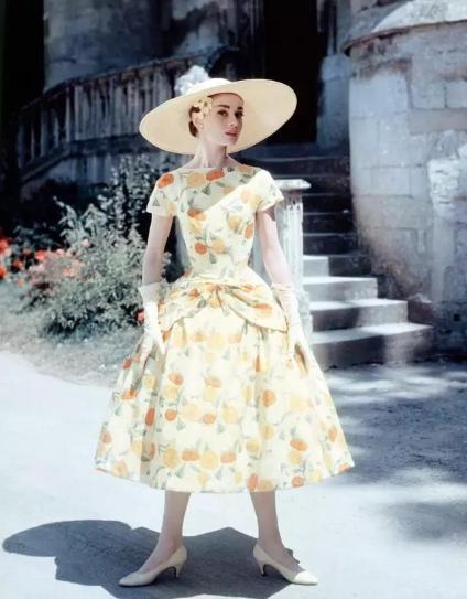 露趾高跟鞋选什么鞋型,纯皮软猫爪高跟鞋