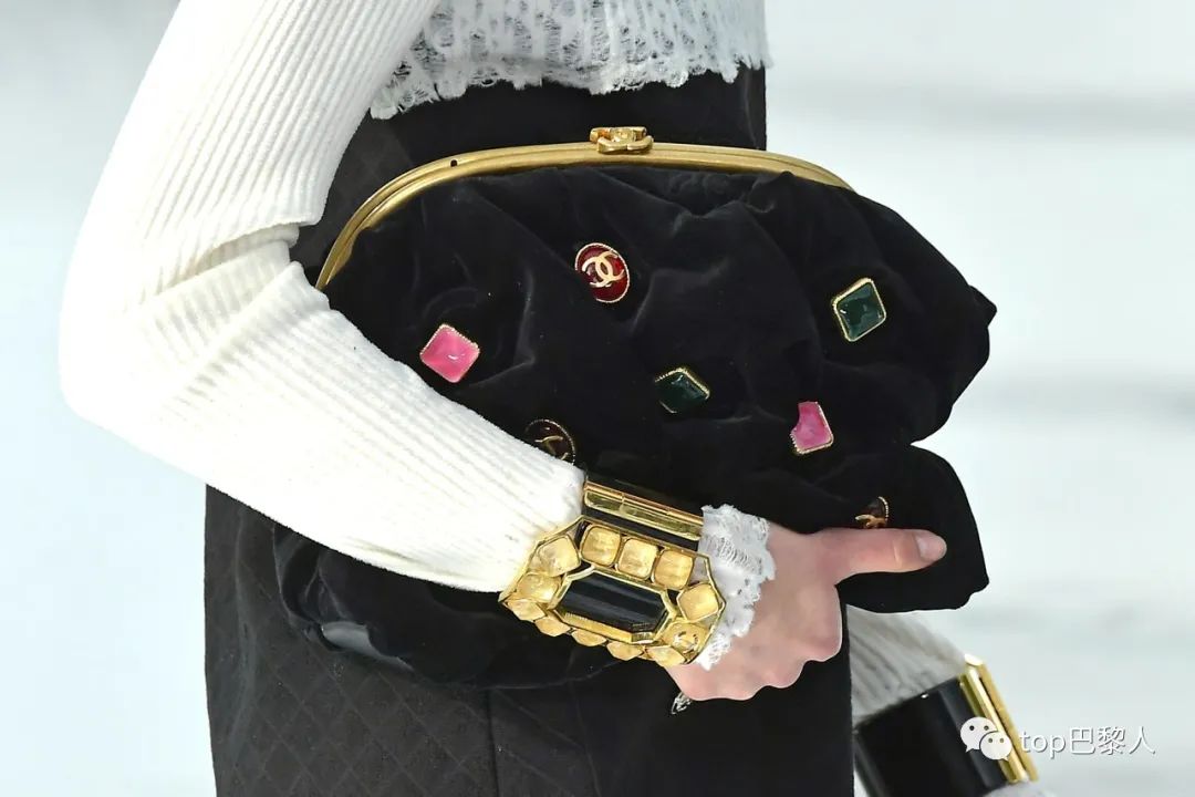 香奈儿的包为什么比lv贵,香奈儿包涨价