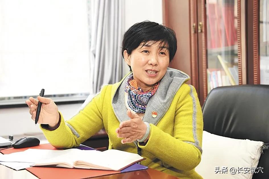 鐗㈣鍢辨墭鎰熸仼濂嬭繘鍥界敾,鐗㈣鍢辨墭濂嬪姏涔﹀啓宕柊绛斿嵎缃戣瘎