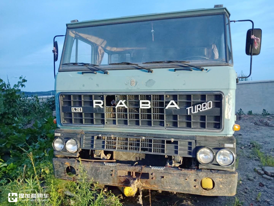 70年代80年中国进口了哪些卡车 (30年前的进口老卡车)