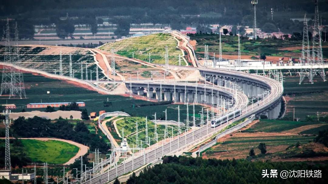 朝凌高铁时刻表及票价,朝凌高铁时刻表