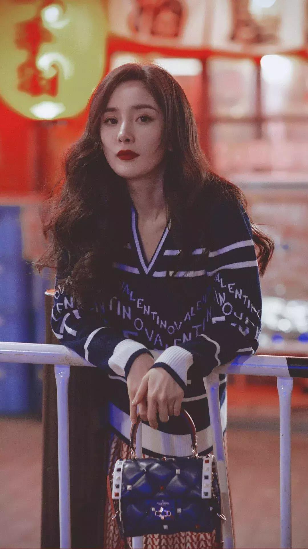 黑化后的女星杨幂,离婚黑化