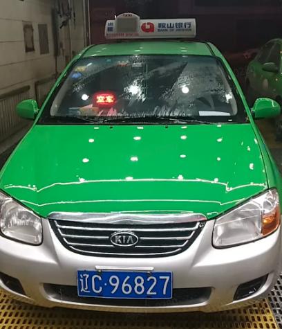 误入武汉的大连小伙火的视频,误入武汉的大连小伙抖音号