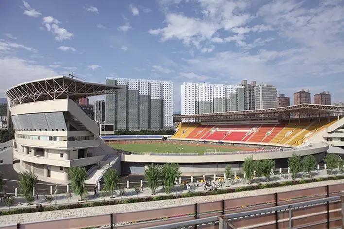 榆林职业技术学院体育馆跳高,榆林职业技术学院运动会2024