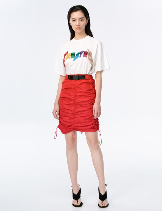 肩窄的女生穿衣搭配技巧,165女生穿衣搭配技巧