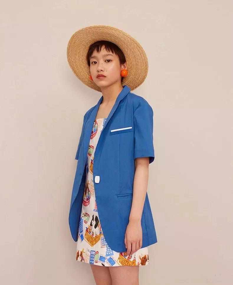 这20款惊艳的蓝色单品看一眼就迷上了。