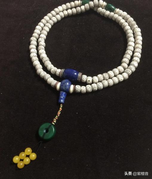 文玩手串配饰搭配教程,文玩手串如何穿好看