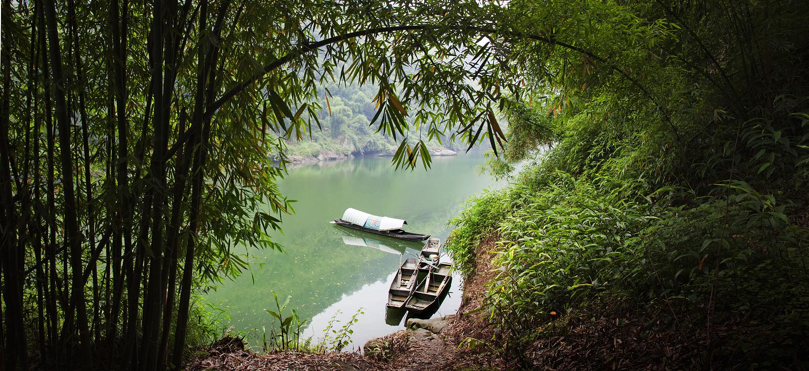 看诗人的生平,外地人眼中的犍为