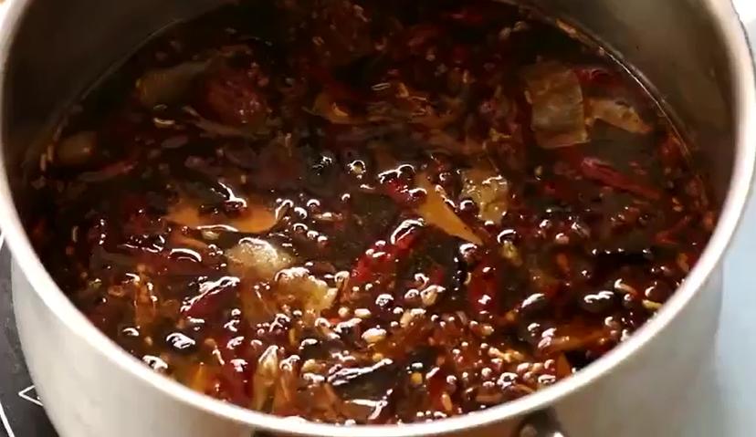 这才是麻辣绝味鸭脖正宗做法,鸭脖怎么样做肉质紧实