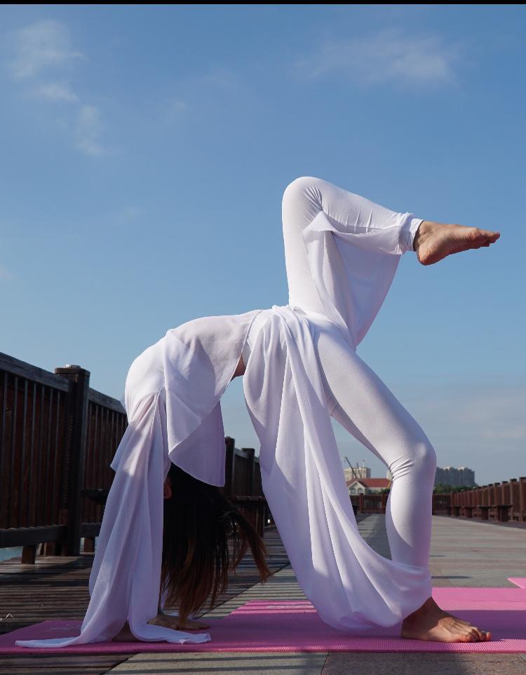 瑜伽和赚钱两不误,瑜伽是值得坚持做的吗