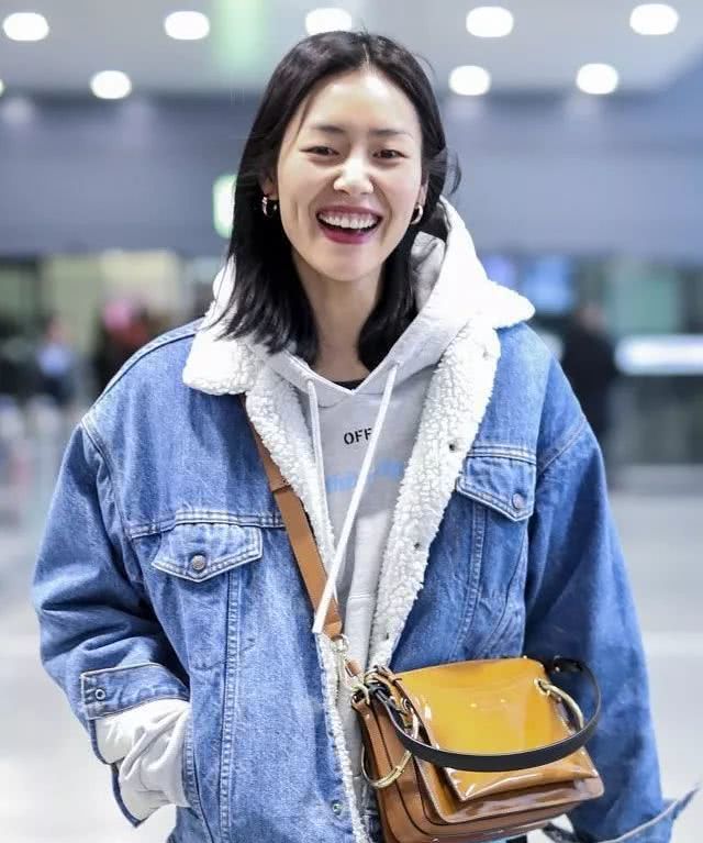 刘雯大包包推荐,刘雯同款豹纹包包