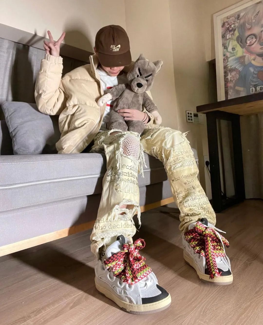 浪凡属于红血档次吗,李宁国潮和李宁品牌有什么区别