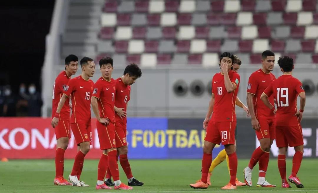 一场惨败的足球比赛,足球历史上半场0比3落后