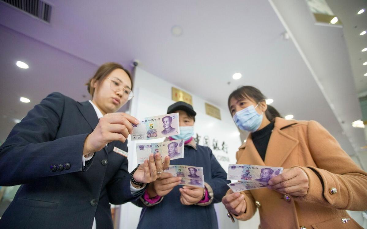 信用卡20000分期12个月手续费多少,信用卡分期骗局