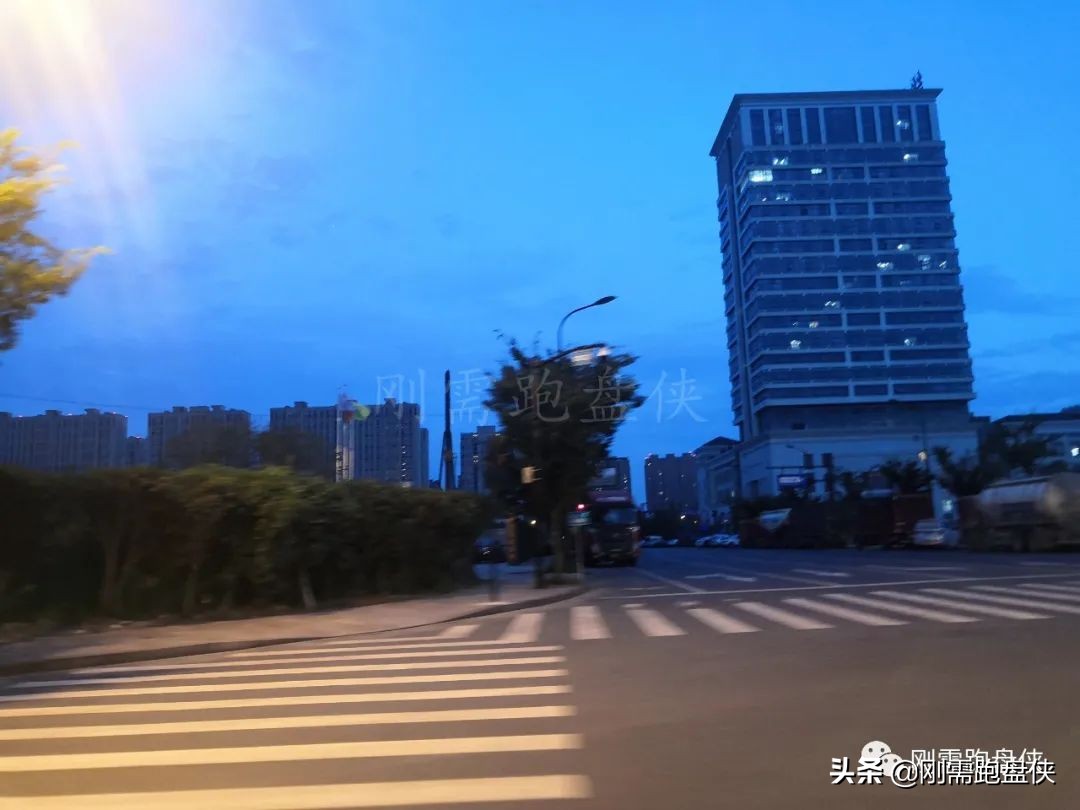 临平中天汀洲印月户型分析,地段不好装修也是浪费钱