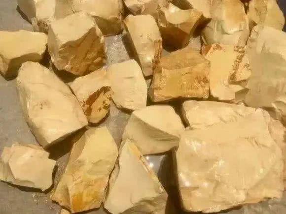 别以为名字里带玉就是玉，这骗了大部分文玩爱好者，小心中招